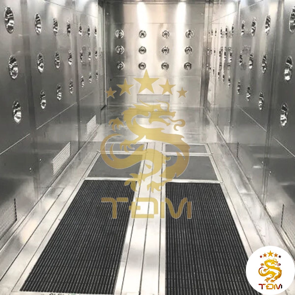 Máy đánh giày tự động tích hợp trong phòng tắm khí air shower