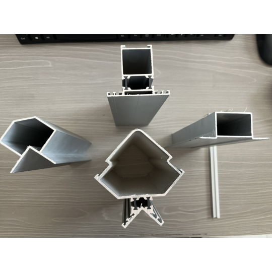 Đố Cửa – Khung Bao Cửa